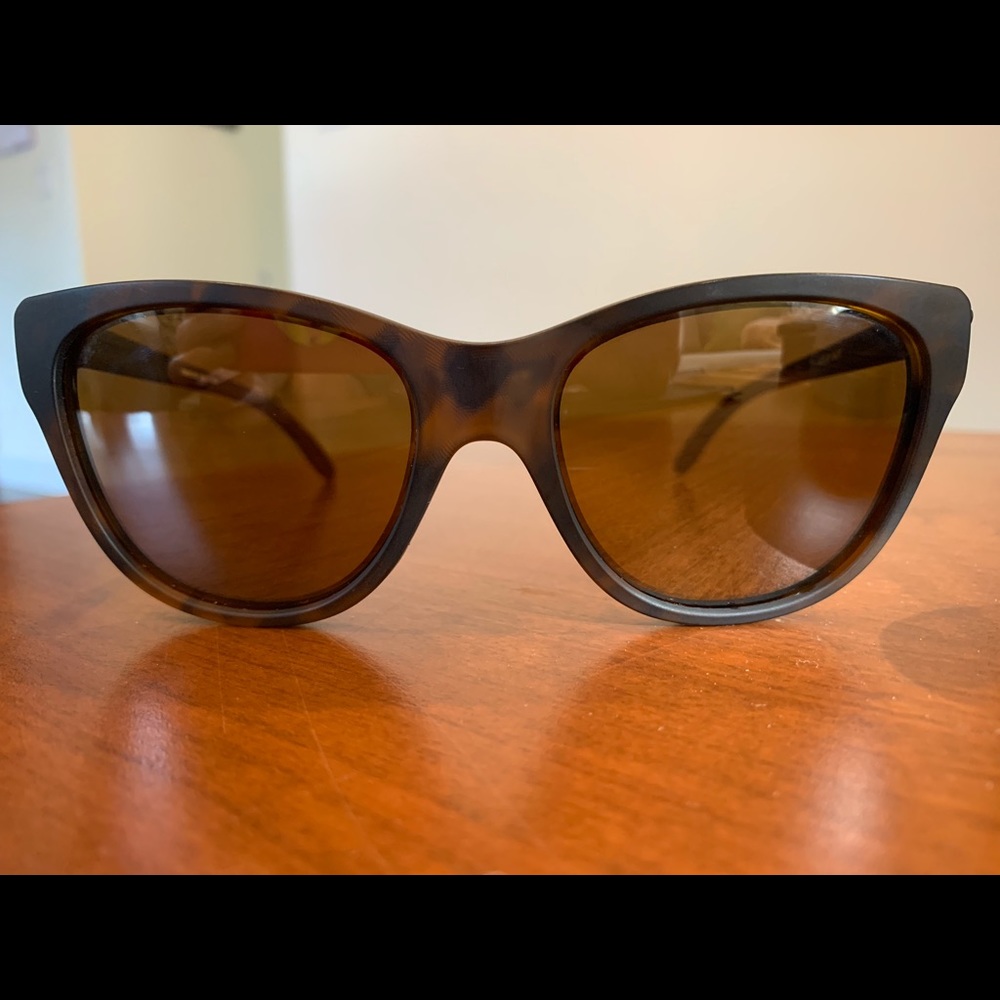 Oakley Women’s “Hold Out” Cat Eye Sunglasses